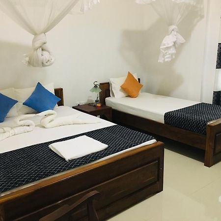 Restwell Homestay Dambulla Esterno foto