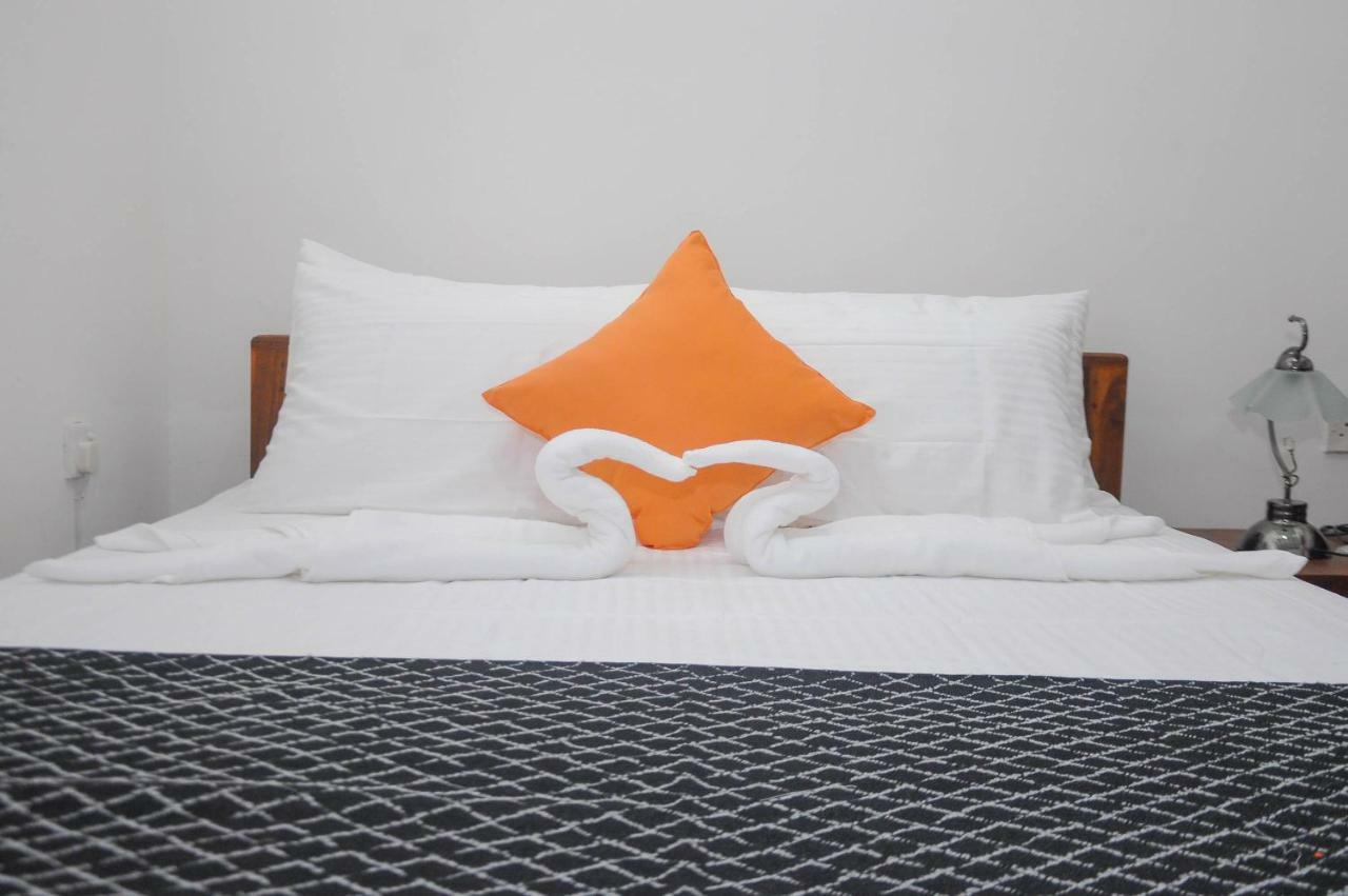 Restwell Homestay Dambulla Esterno foto
