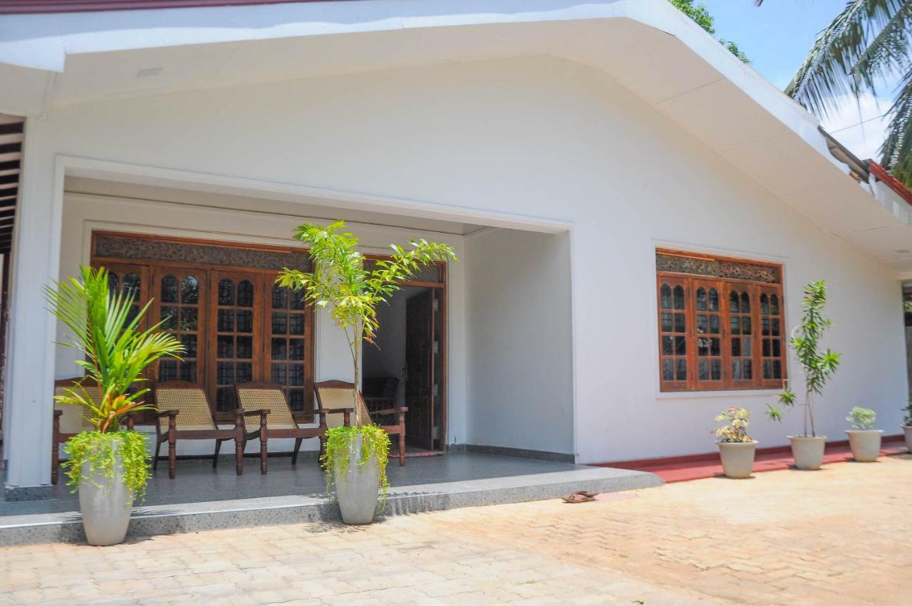 Restwell Homestay Dambulla Esterno foto