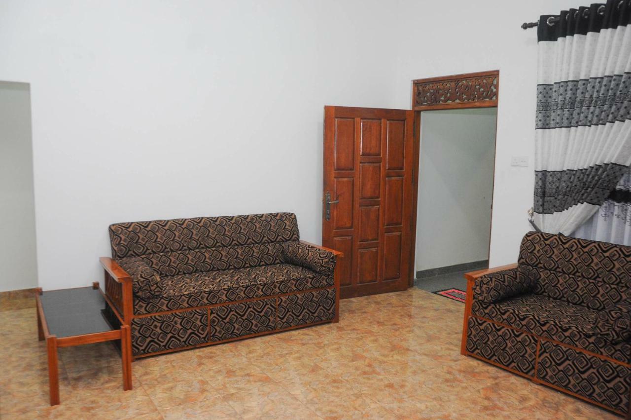 Restwell Homestay Dambulla Esterno foto