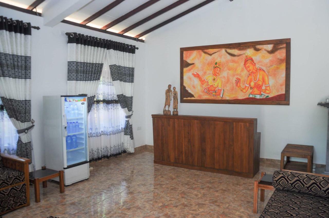 Restwell Homestay Dambulla Esterno foto